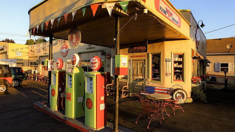 Retro gas station in Gladstone